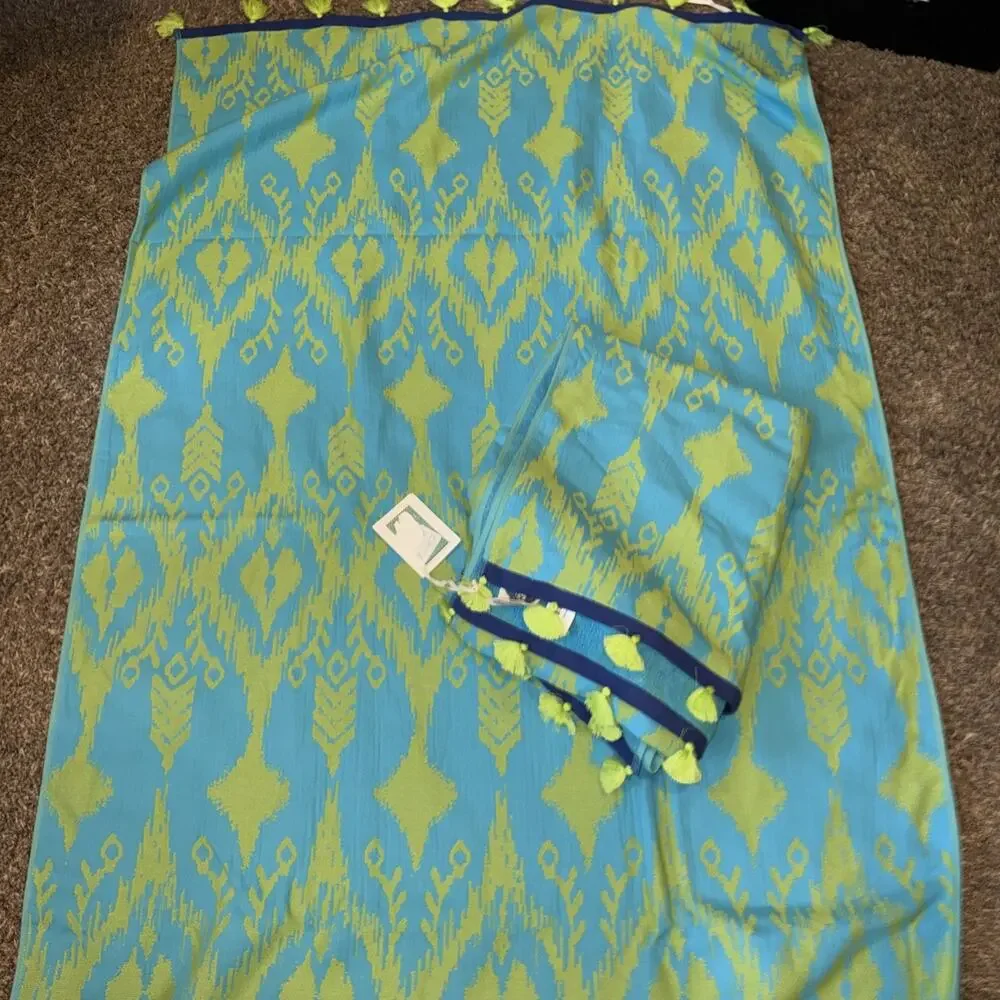 2 NEW John Robshaw Ravi Peacock Beach Towels Tassels 40